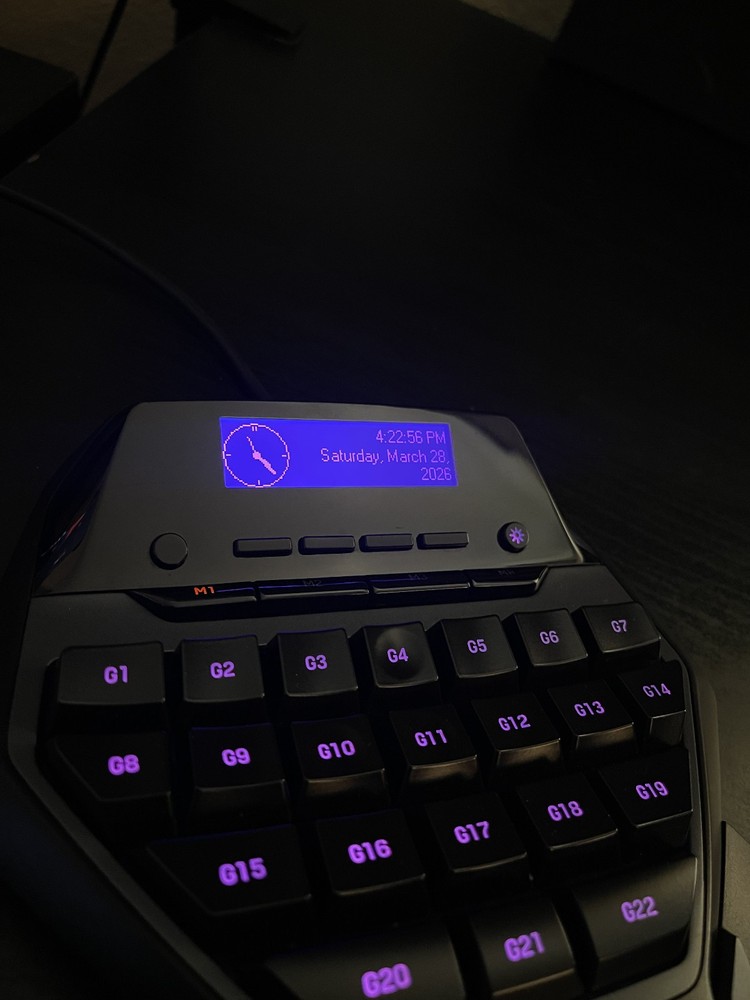 Logitech G13 Advanced Programmable Gameboard with LCD Display Black Y-U0002 EUC