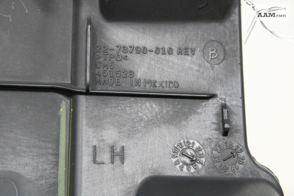 2018-2024 FREIGHTLINER CASCADIA FRONT LEFT DASH DEFROST VENT GRILLE PANEL OEM