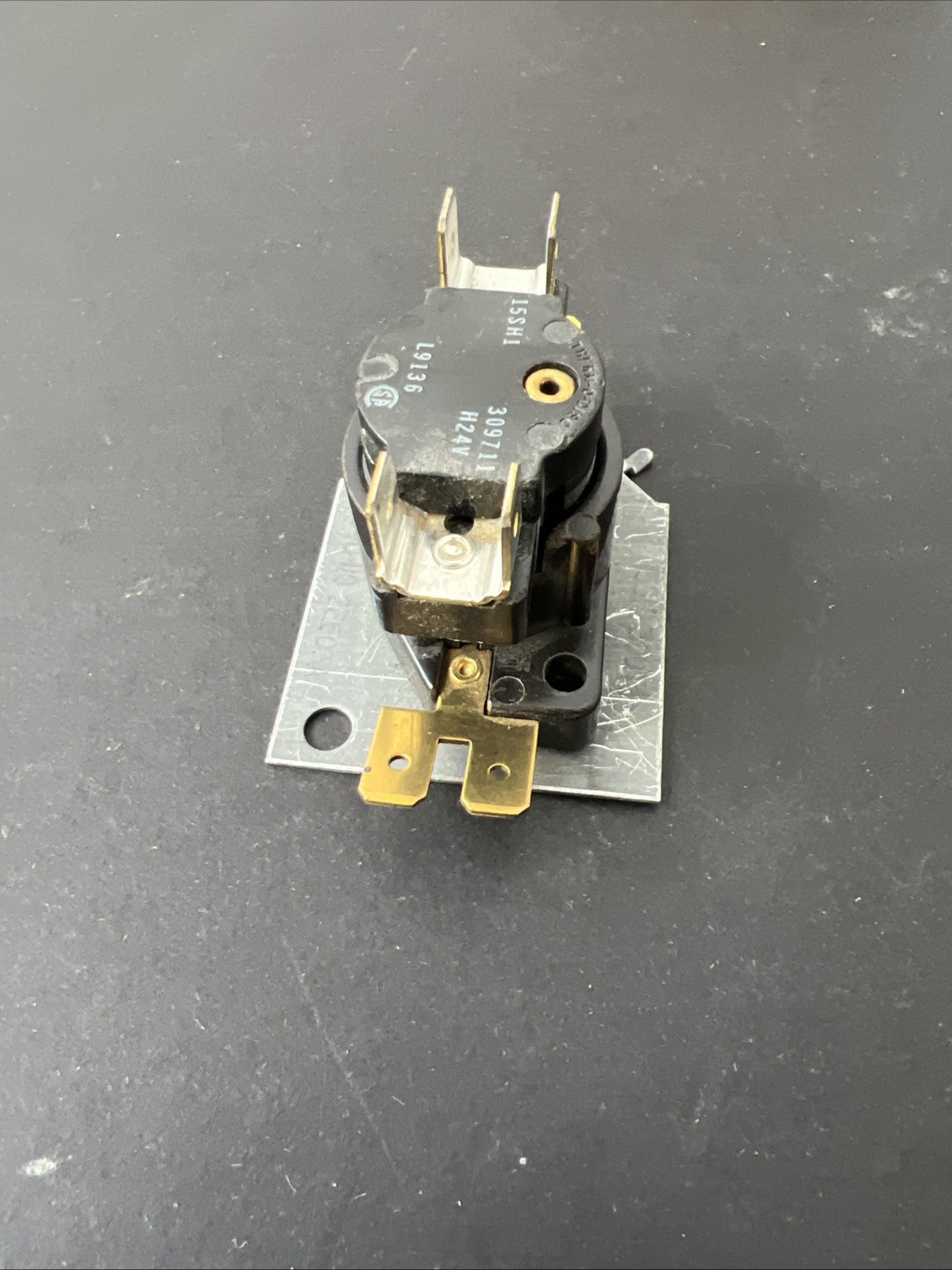 THERMODISC 15SH1 309711 HI-20 C40-110 2E603A HEAT CONTROL SEQUENCER