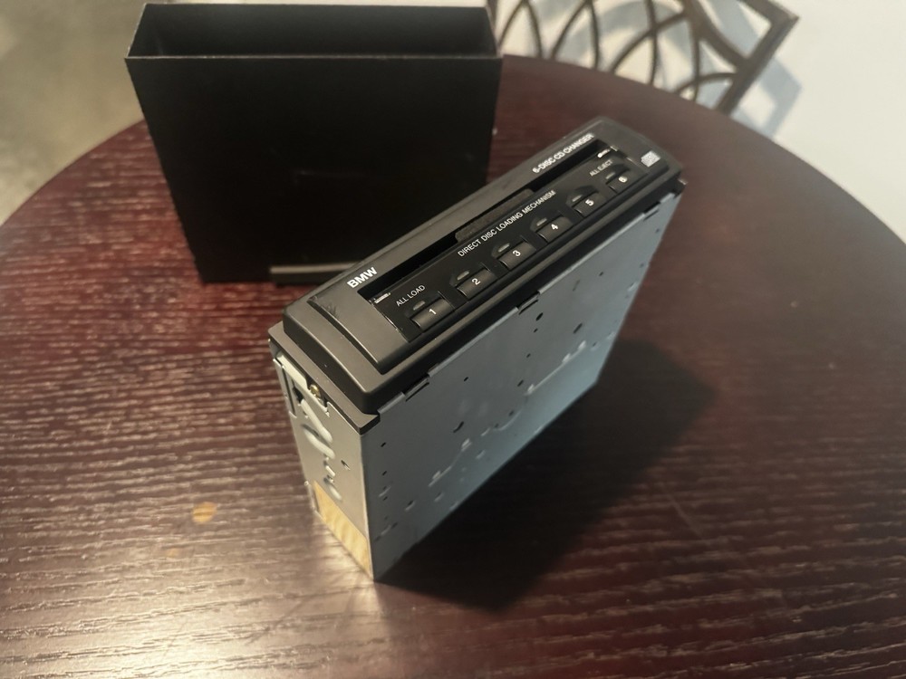 BMW E39 6 Disc Insert CD Changer Player Unit