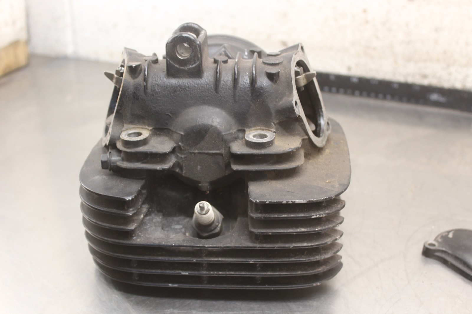 Yamaha XT250 ENGINE MOTOR CYLINDER HEAD XT250