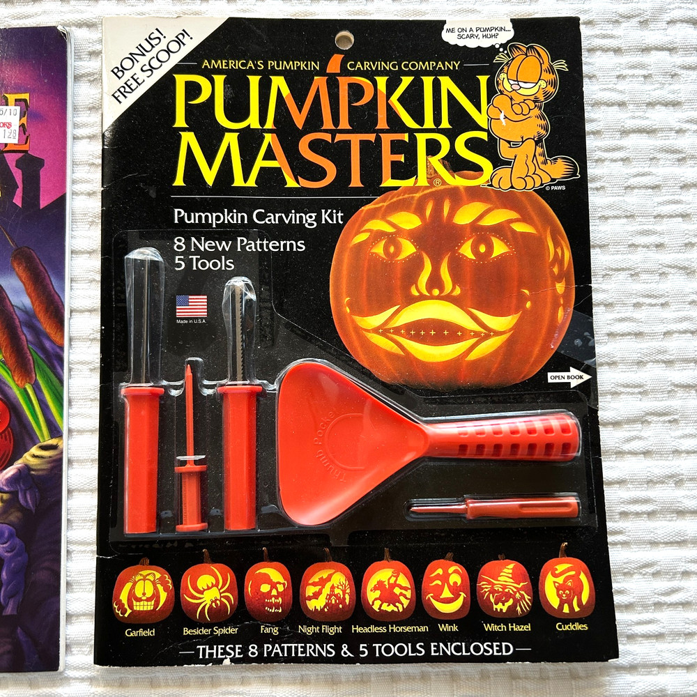 Pumpkin Masters Garfield Pattern Pumpkin Carving Kit Tools Haunted House Book