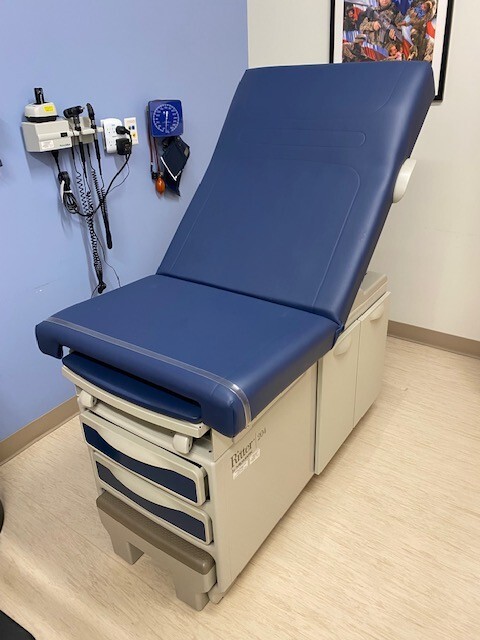 Midmark Ritter 204 Examination Table.