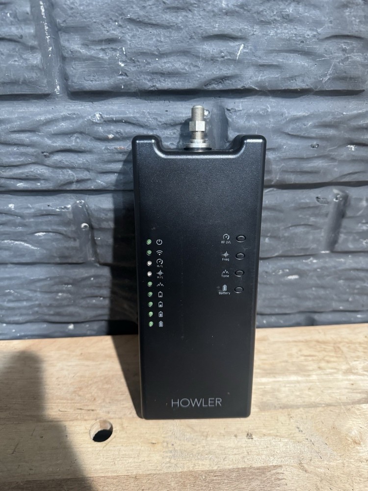 Hitron Technologies Howler CSN-01 Signal Generator W/Carrying Case