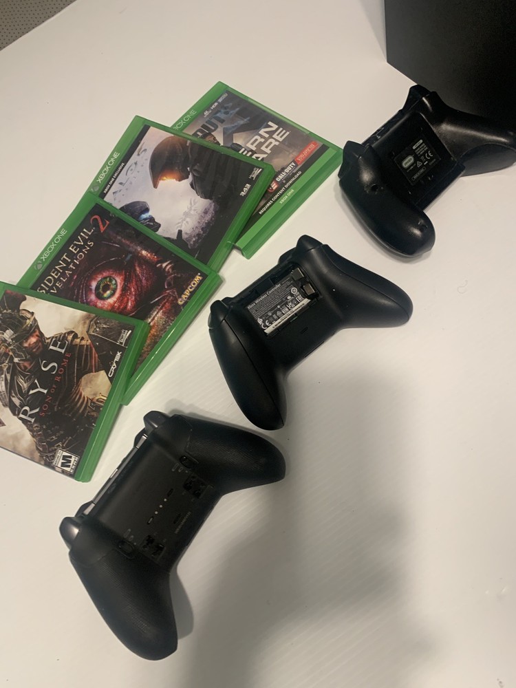 Xbox Series X Bundle Controllers Games Headphones Bundle