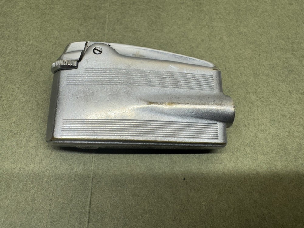 Vintage Ronson Varaflame Lighter