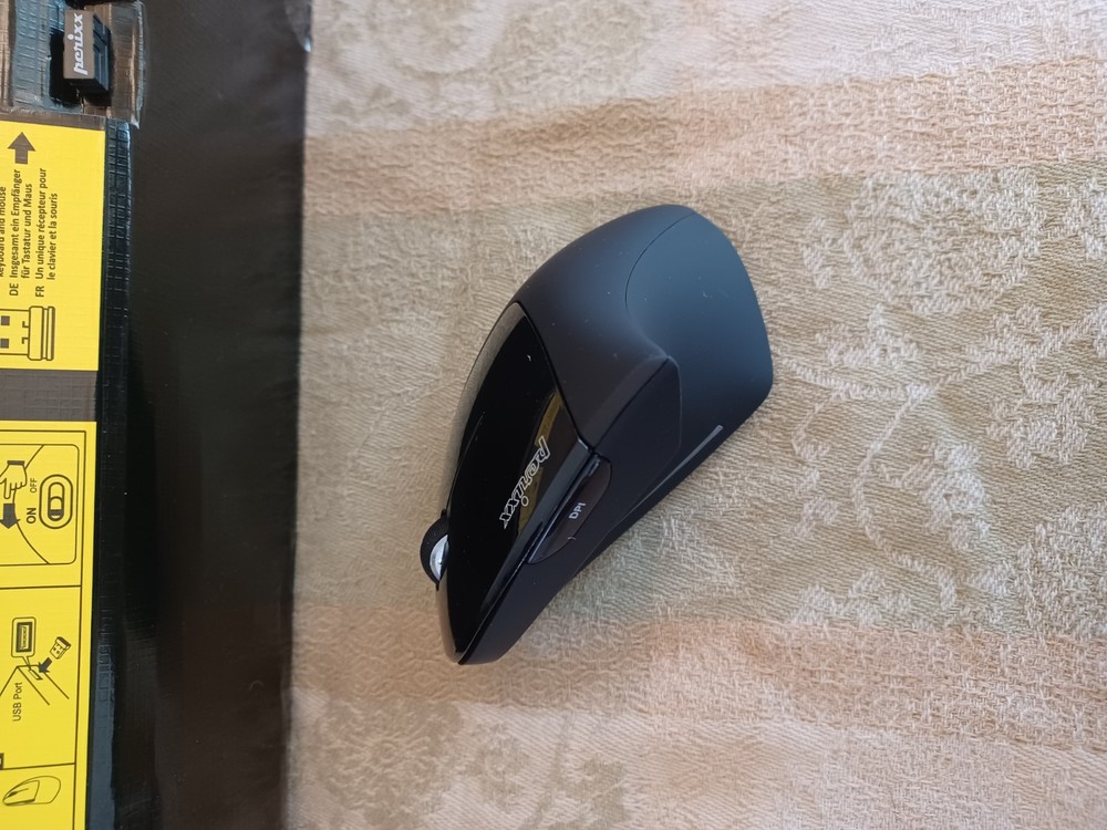 Perixx Periduo-605 Wireless Ergonomic Split Keyboard Vertical Mouse Combo Black