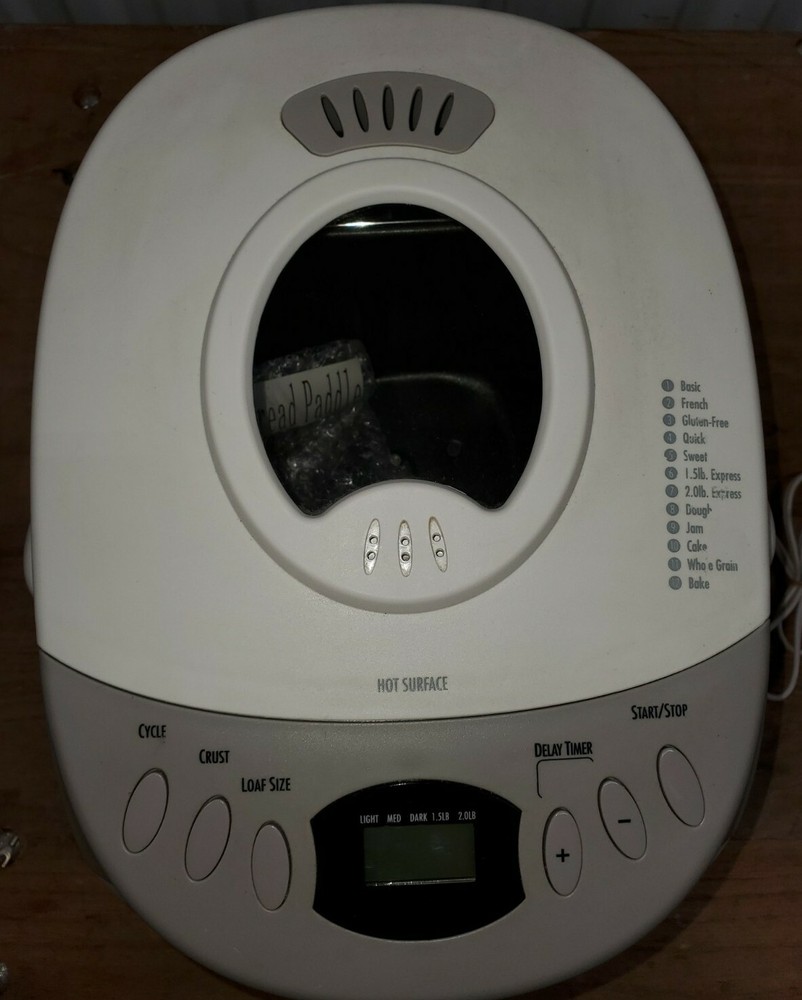 Hamilton Beach 29881 Type BM07 Digital Bread Machine, Bread Maker White - 2lbs