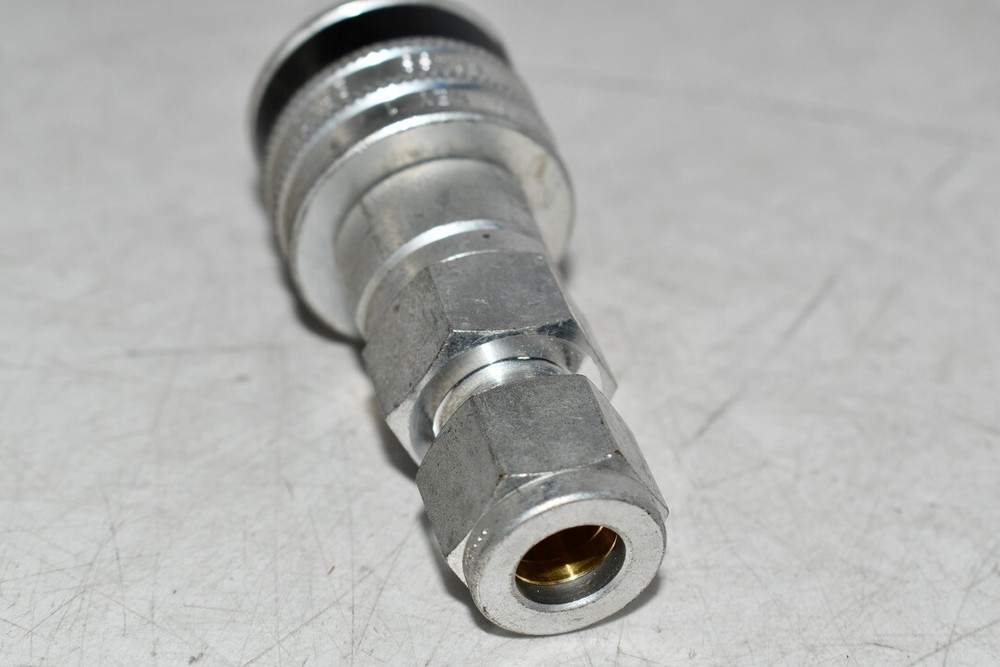 NEW Swagelok - QC6-KEY1 Quick Connect Coupling Fitting Black