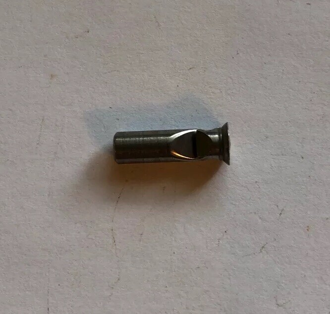 *NOS* 91-010115-05-PFAFF THREAD GUIDE-FREE SHIPPING*