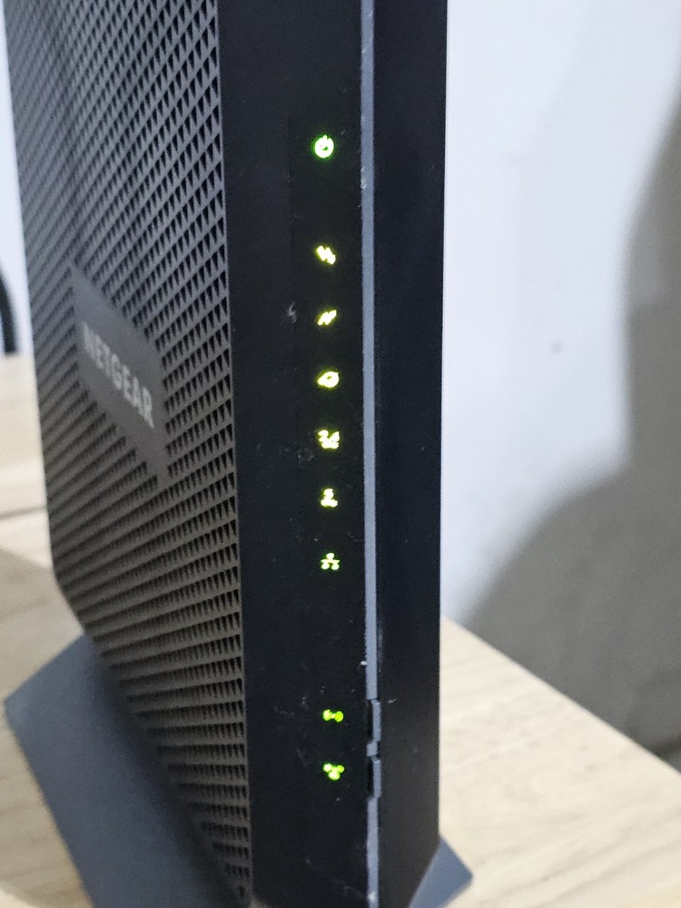 NETGEAR NIGHTHAWK AC1900 WiFi Cable Modem Router Model# C7000 - Tested & Working
