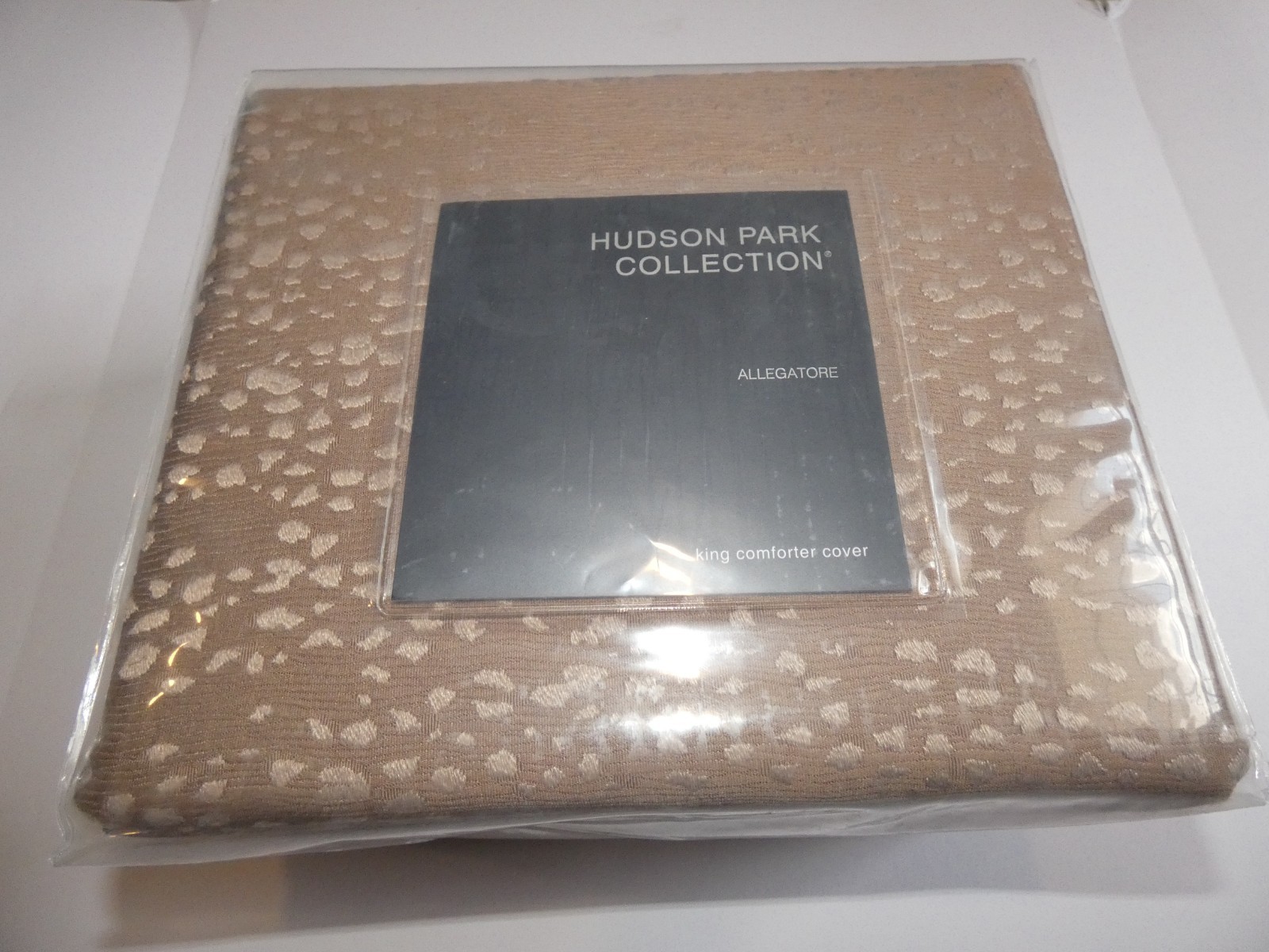 New Hudson Park Collection King Comforter Cover Allegatore Duvet