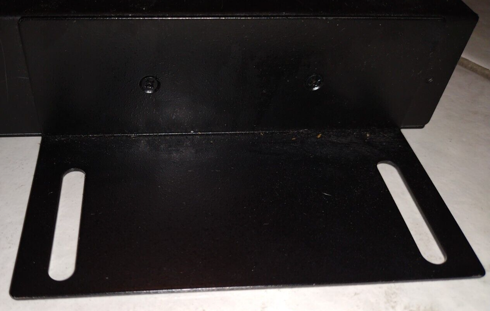 IBM Power Distribution Rack Mount Strip & Dell High Leakage Current (UNTESTED)