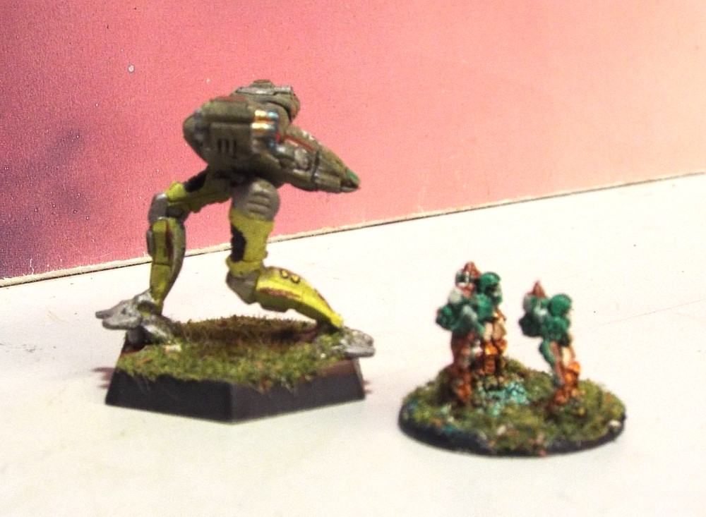 BATTLETECH FIRE FALCON MECH w/ ELEMENTALS [CAPELLAN DEATH COMMANDOS] (CATALYST)