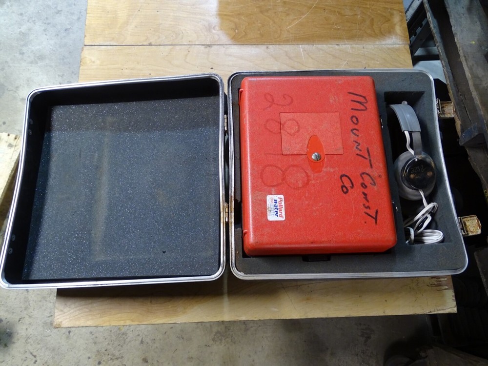 Fisher Split Box Pipe and Cable Locator Untested, TW-6