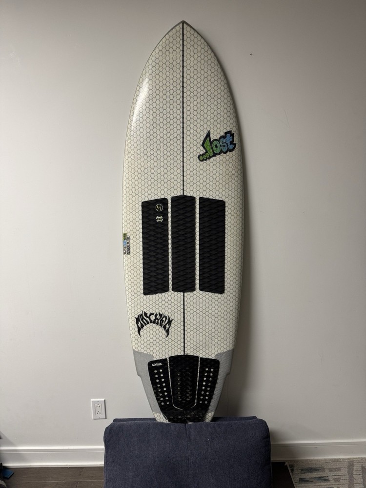 Lost Surfboard – 5’9 – 37.65L – Excellent Condition