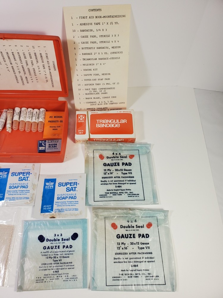 Vintage REI Mountain First Aid Kit Read Description