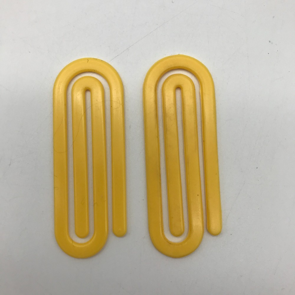 Oversized Plastic Paper Clips 16-pack