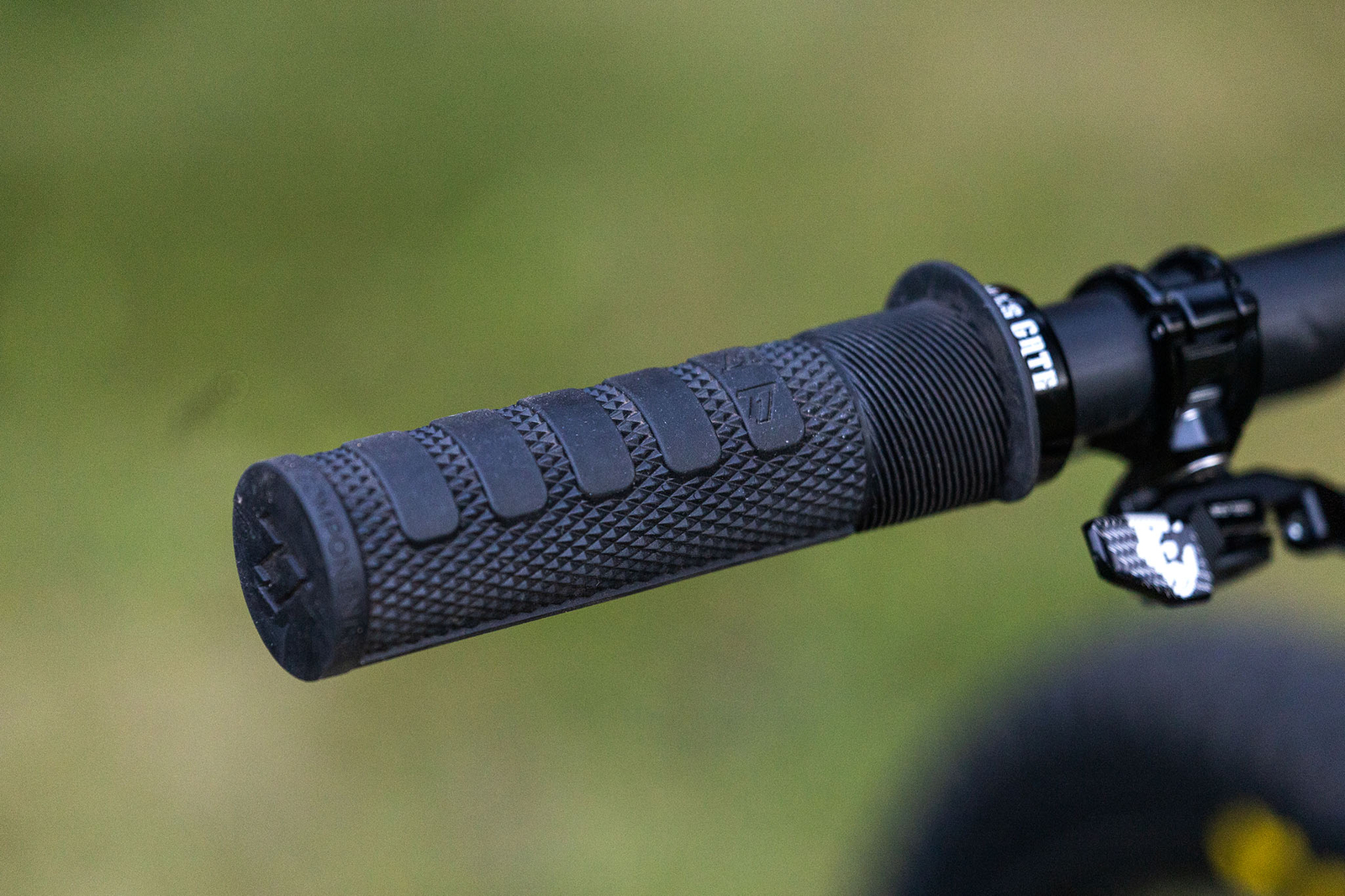 Hell's Gate - Trail One Components Hell's Gate Grips - Grip