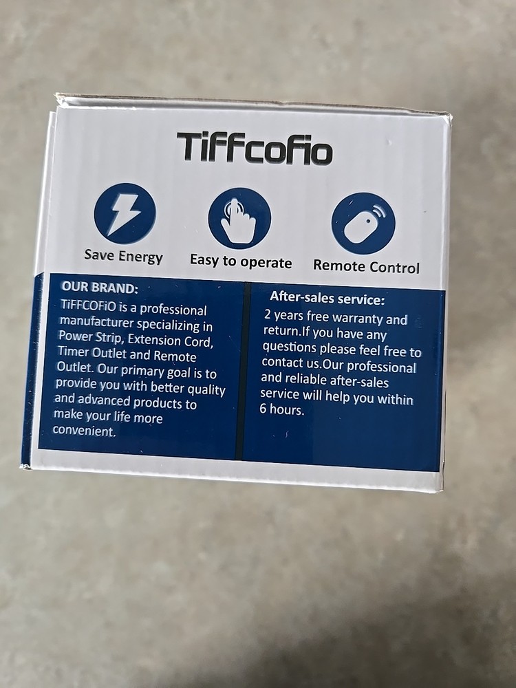 TIFFCOFIO INDOOR REMOTE CONTROL SOCKET w/ Remote 51191 White New