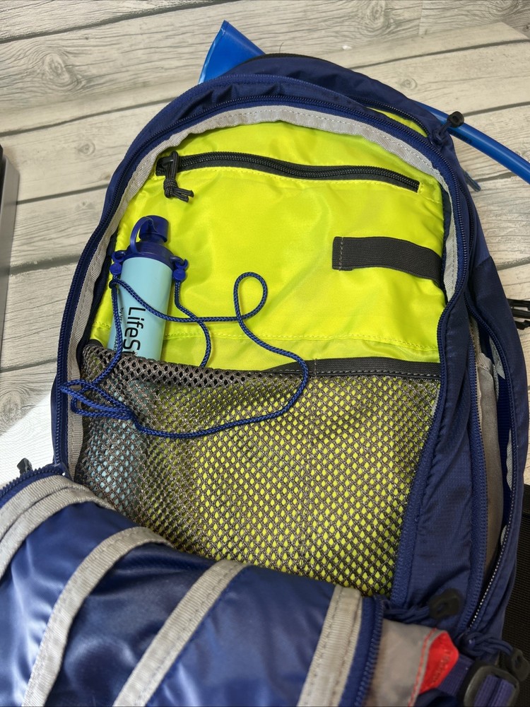 Camelbak M.U.L.E Mule Hydration Hiking Mountain Biking Backpack Red Blue