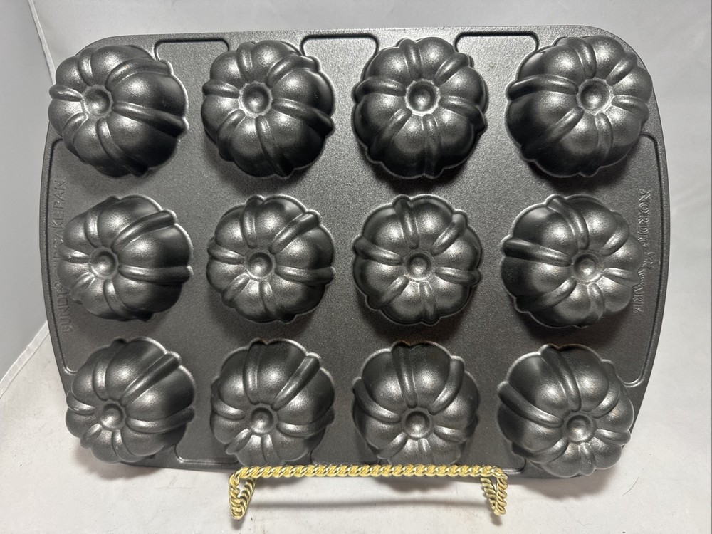 Nordic Ware Mini Bundt Cake Pan.