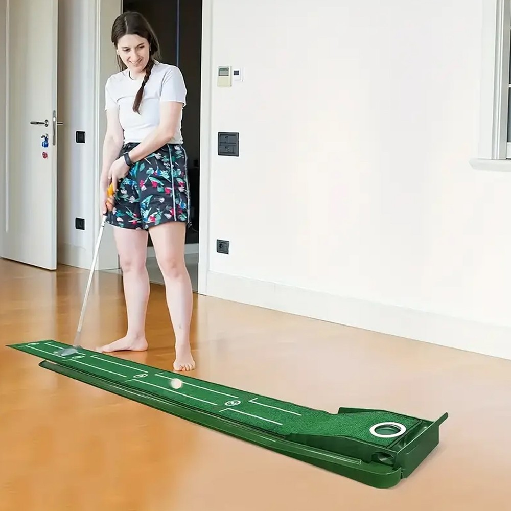 8-Foot Portable Golf Putting Mat with Alignment Guide