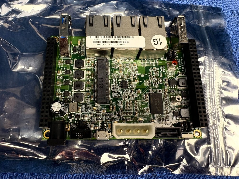 GlobalScale ESPRESSObin v5 ARM-Based 64-Bit Single-Board Computer - Board Only