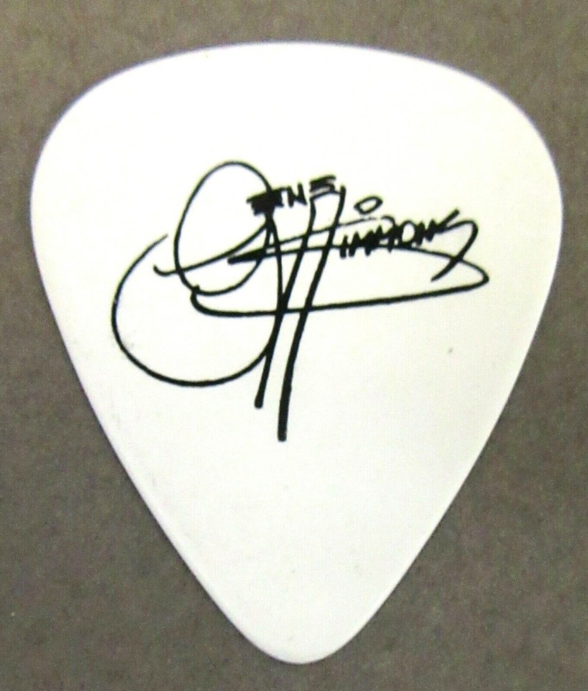 2014 KISS 40 Decades of Decibels GENE SIMMONS signature guitar pick