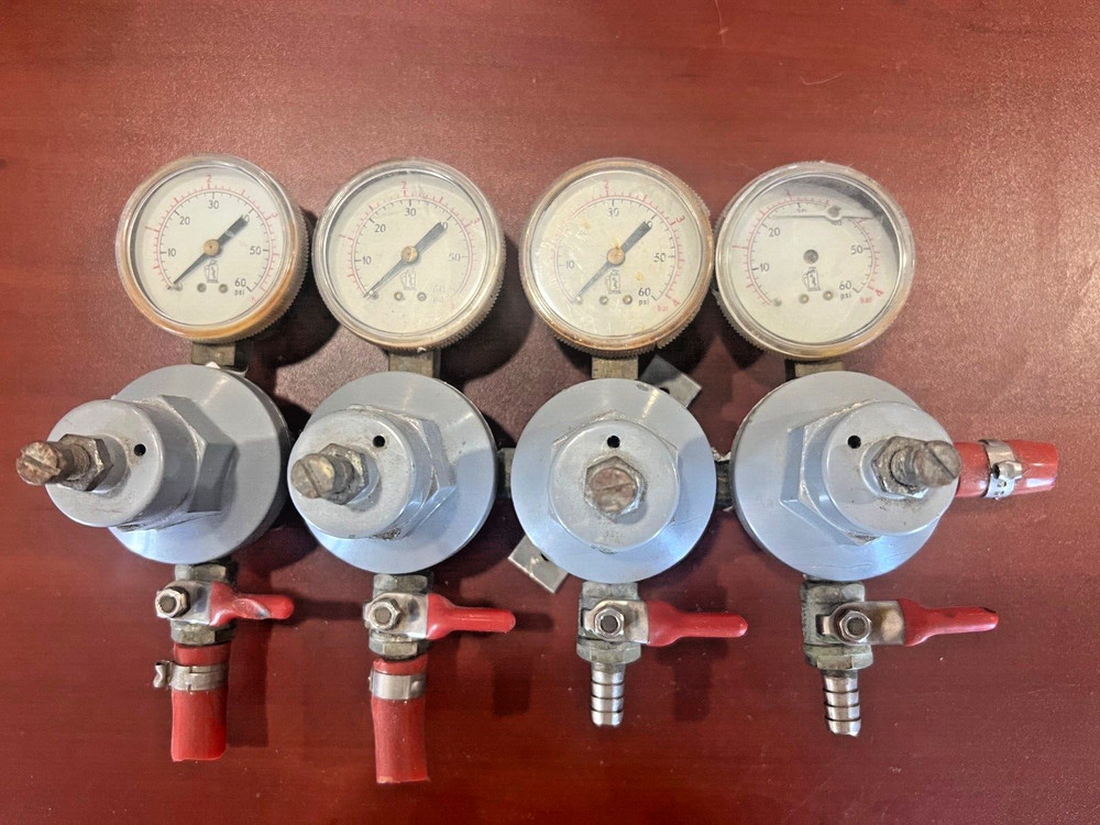 Four Product Secondary CO2 Regulator