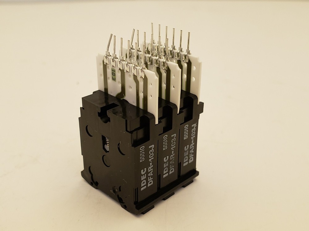 IDEC DFAR-103J DIGITAL POTENTIOMETER, 3-DIGIT COUNTER, NNB