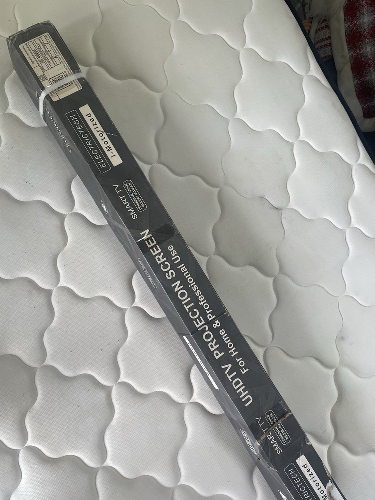 UHDTV Projection Screen 89734L