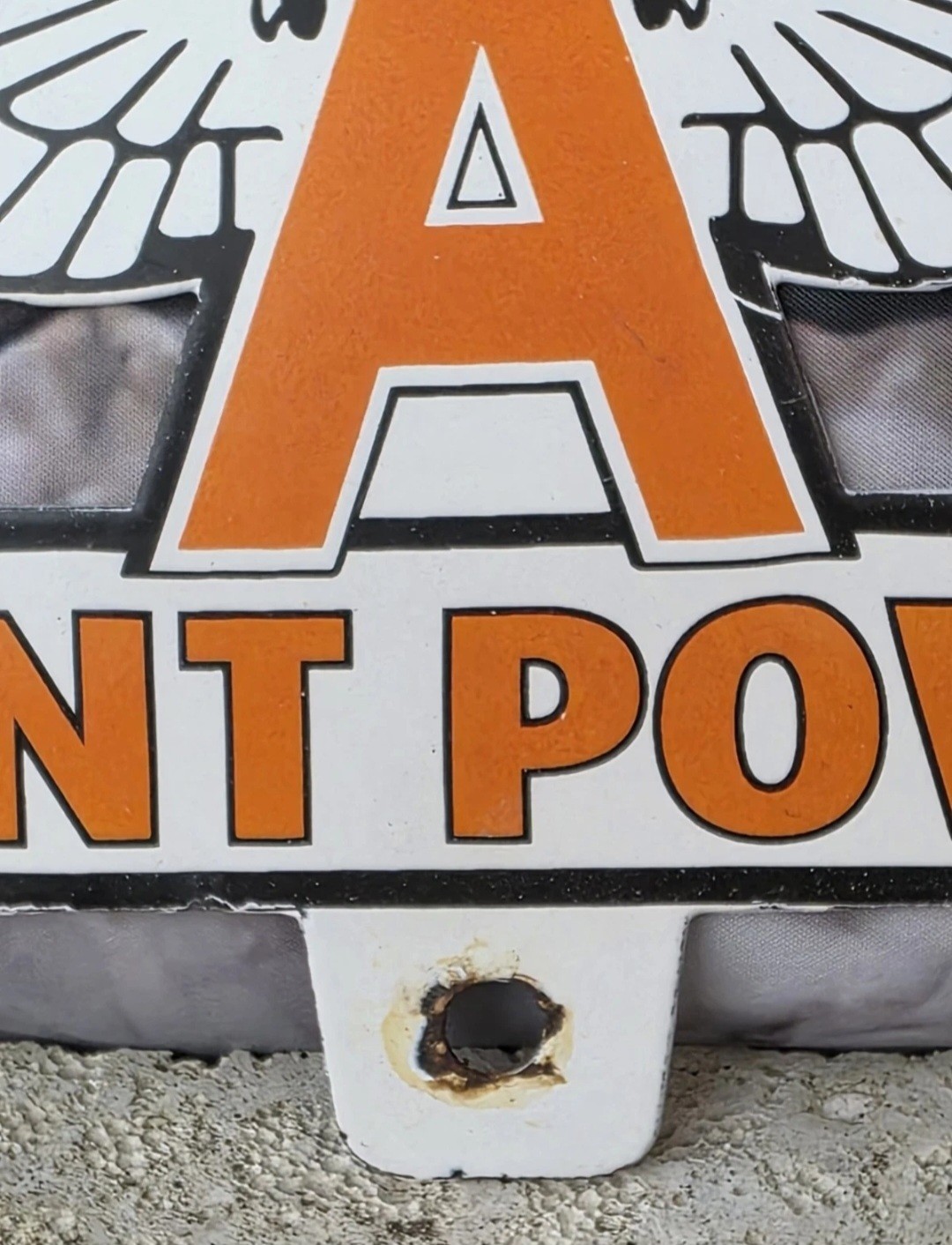 VINTAGE FLYING A GIANT POWER PORCELAIN LICENSE PLATE TOPPER 11"x7".