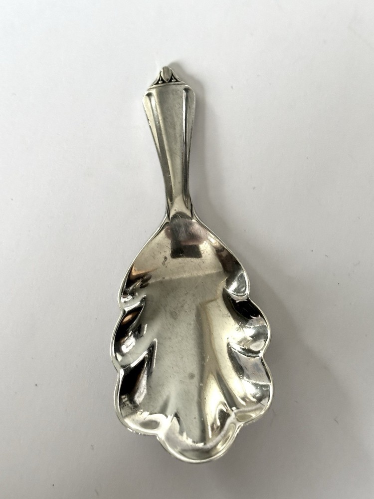 George V Silver Caddy Spoon Leaf Shaped Bow Birmingham 1930