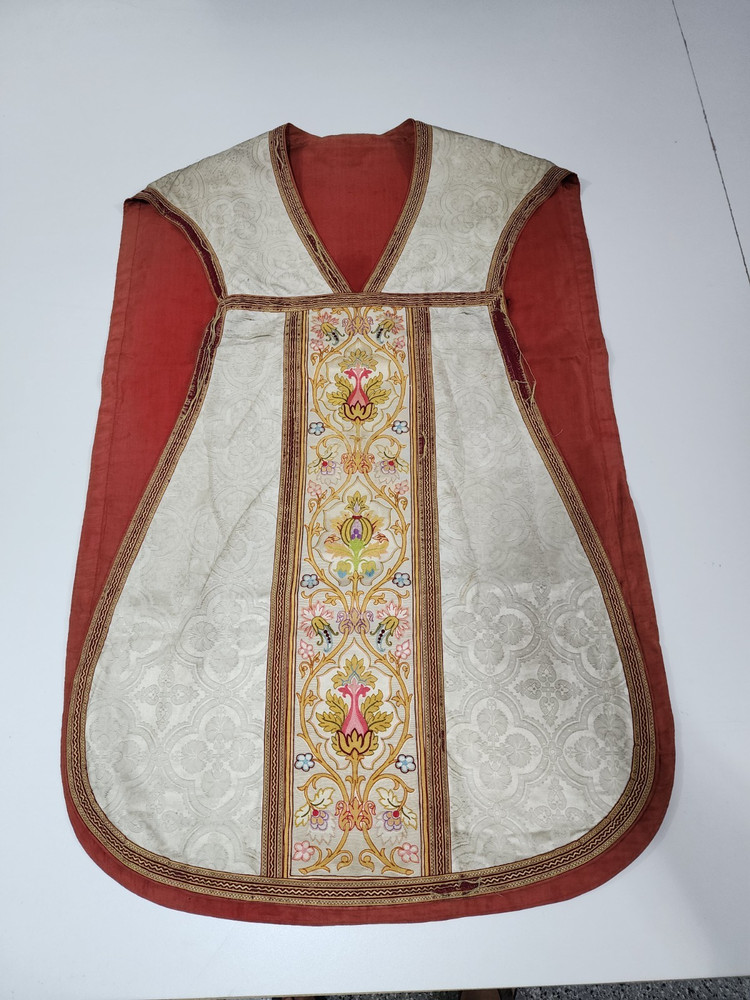 Antique Fiddleback Chasuble