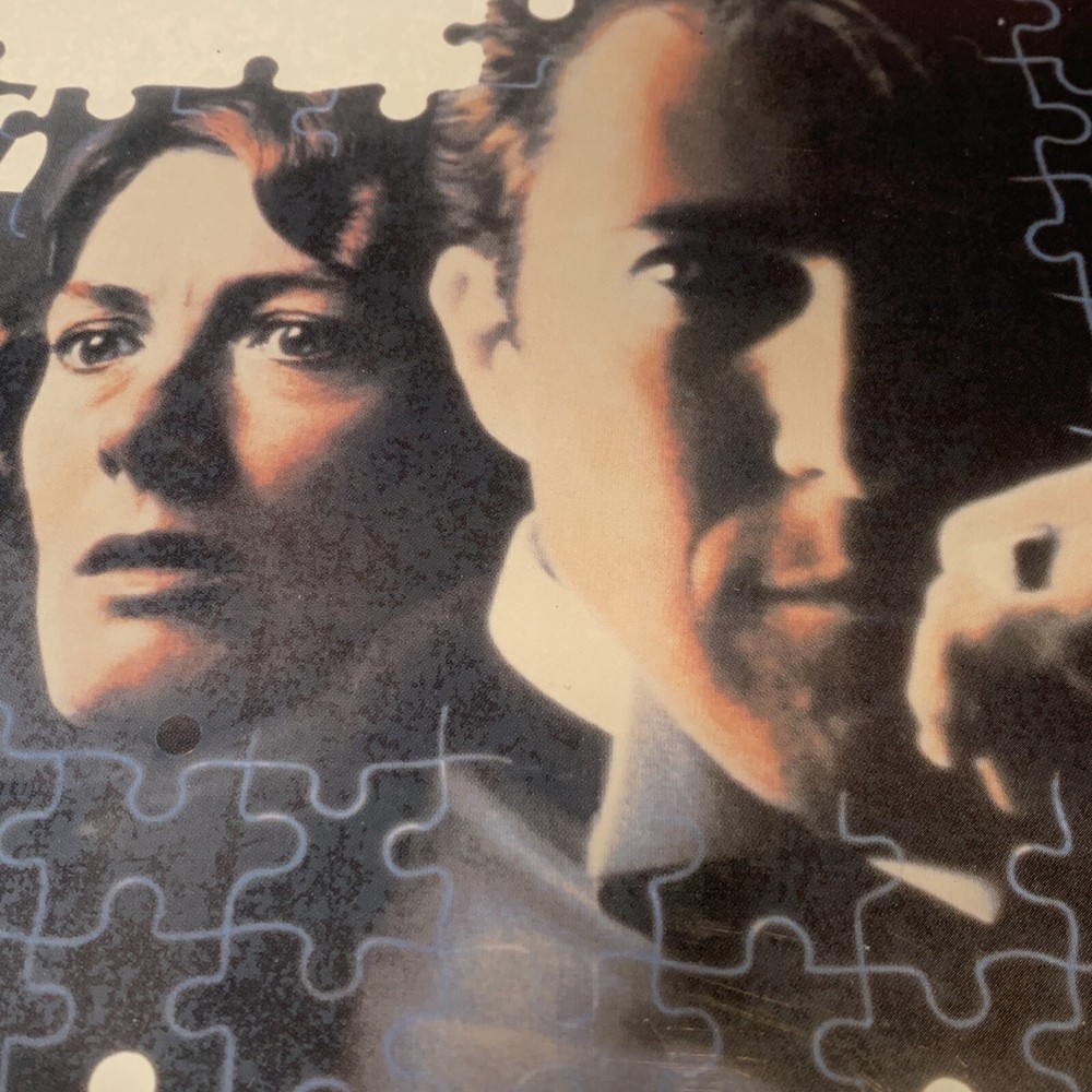 AGATHA LASERDISC LD WIDESCREEN LETTERBOX VERSION DUSTIN HOFFMAN - NOT A DVD