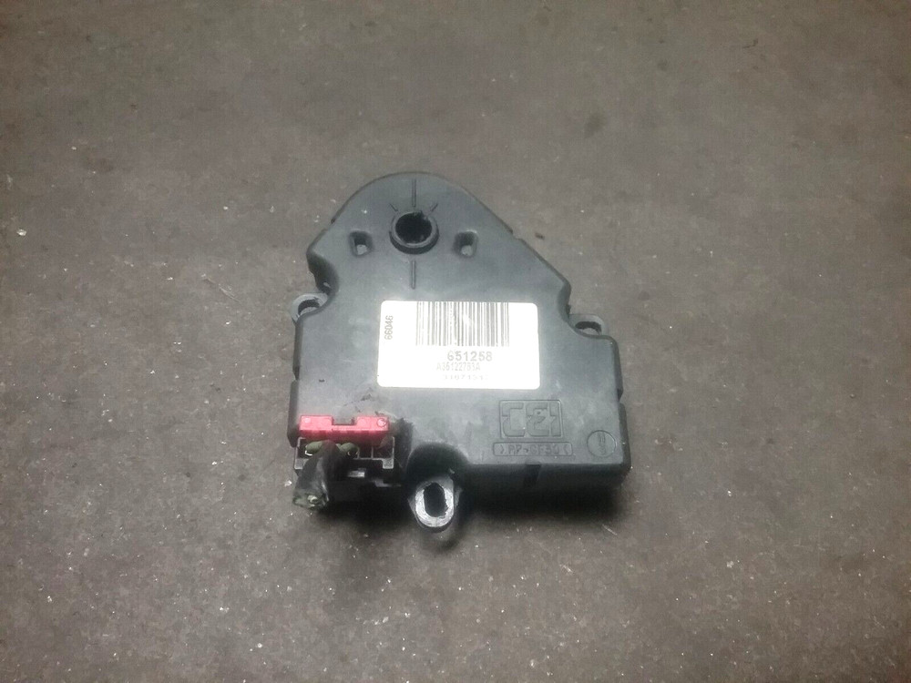 INTERNATIONAL  WINDOWS ACTUATOR  651258