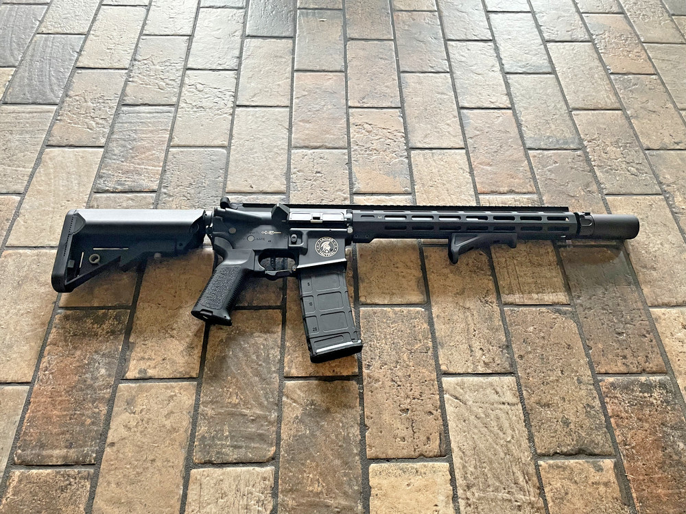 airsoft rifle AEG m4 Lancer Tactical