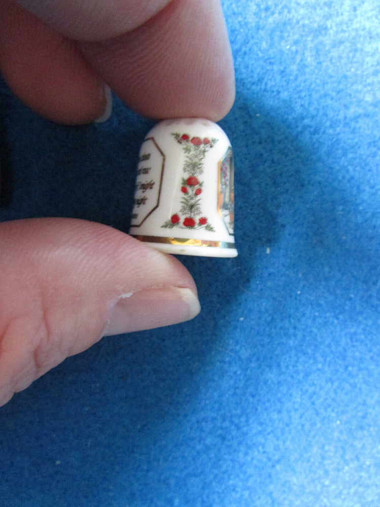 Westbury Studio Bone China Thimble - WILLIAM MORRIS
