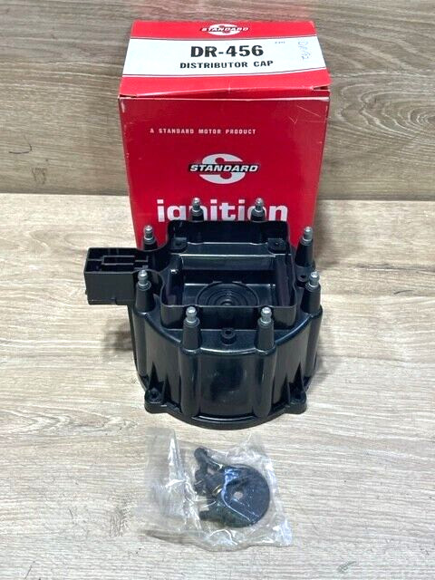 NOS Standard DR-456 Distributor Cap