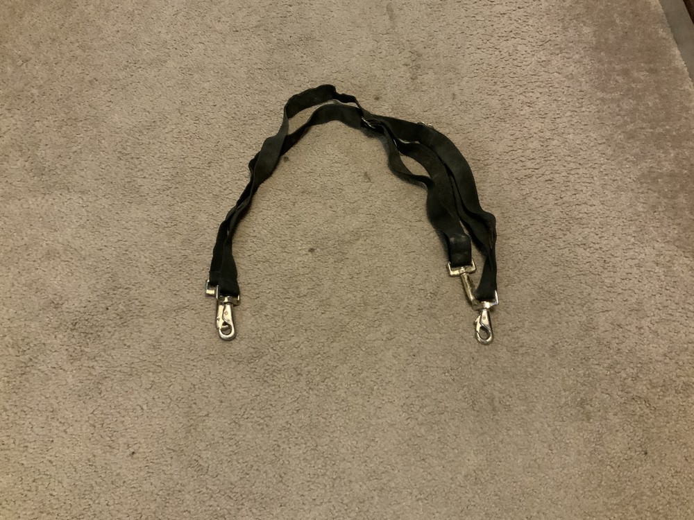 Blanket Leg Straps Snaps