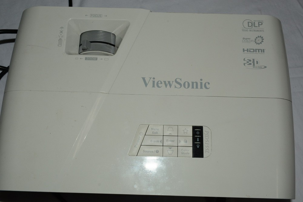 ViewSonic PJD5155l DLP Projector HDMI