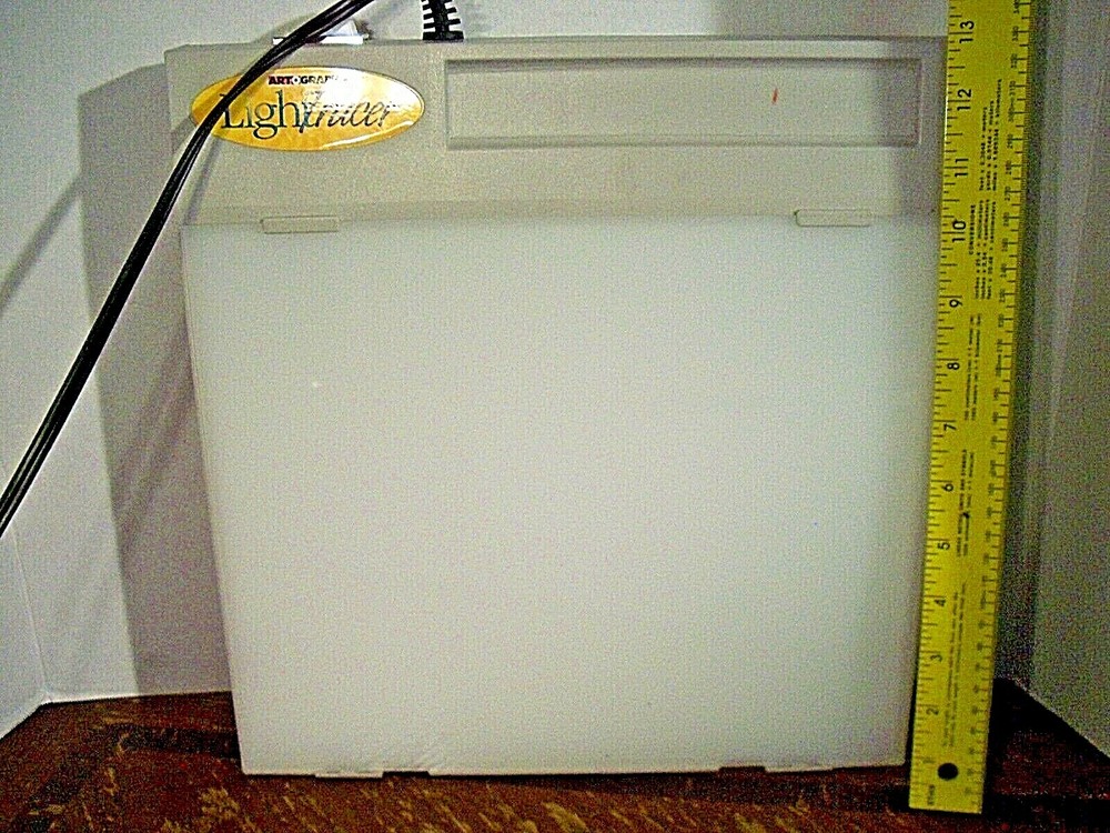 ART GRAPH LIGHT TRACER LIGHT BOX DRAWING SYSTEM 10" X 12"
