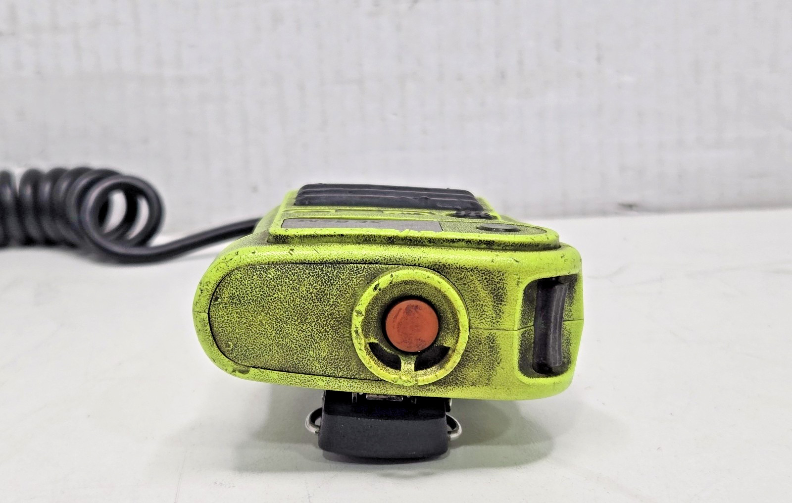 Motorola XE RSM NNTN8203A Remote Speaker Microphone for APX Radios Tested