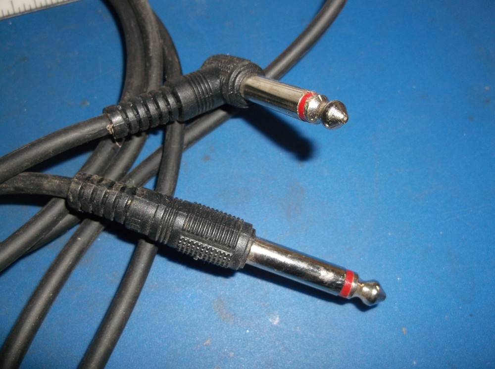 ELECTRIC GUITAR CORD/CABLE (20')  Black
