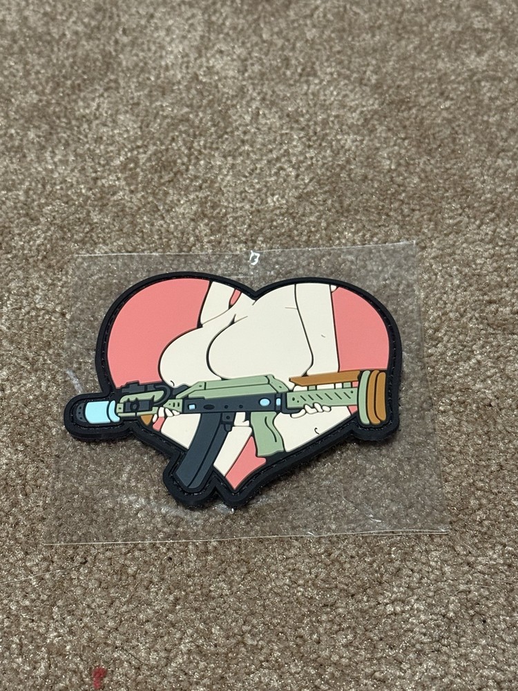 PVC Tactical Morale Patch Hook & Loop 3.5” Heart Rifle Gun Design