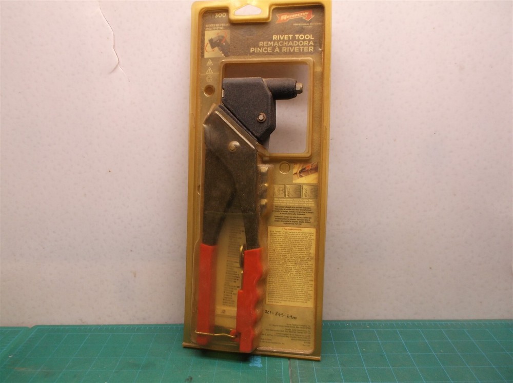 ARROW Fastener RHT300 Swivel Head Rivet Tool