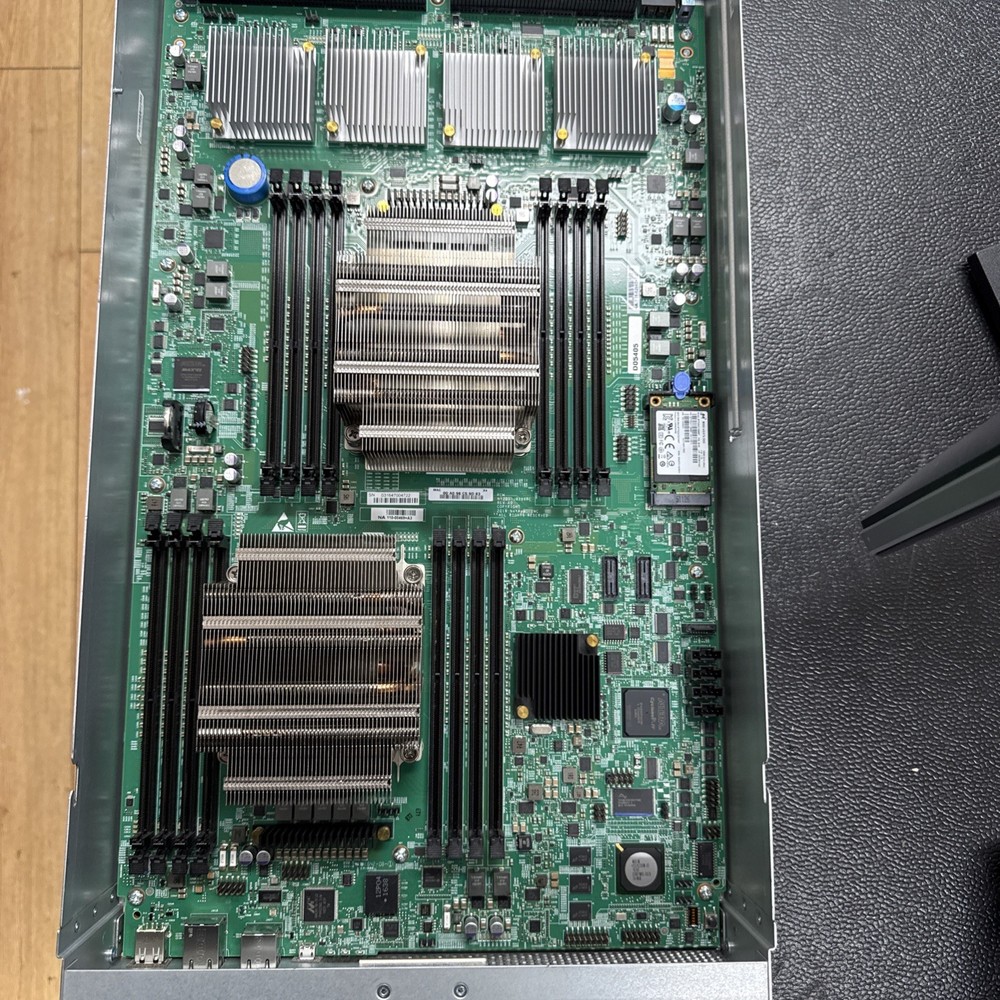 111-02587+G2 NetApp 111-02587 AFF-A700 Controller Module NO RAM