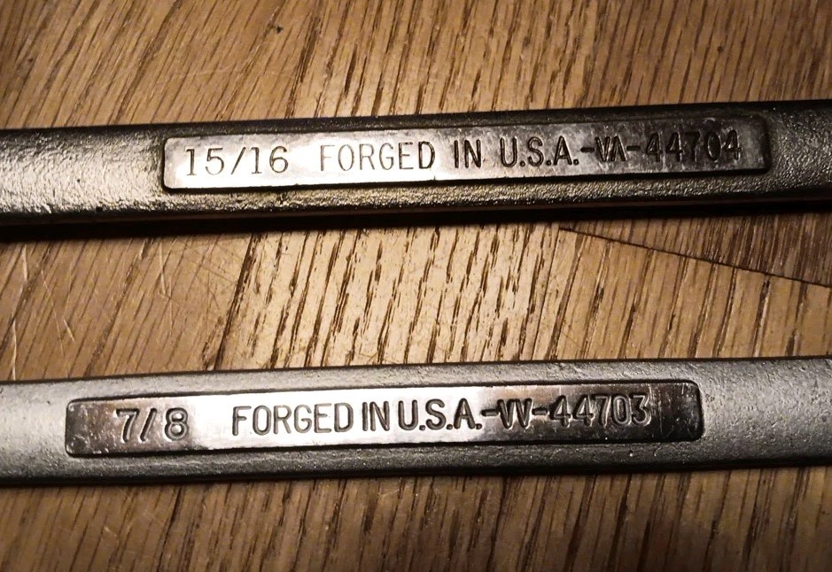 2 Craftsman Combination Wrenches. 7/8" VV-44703 & 15/16" VA-44704