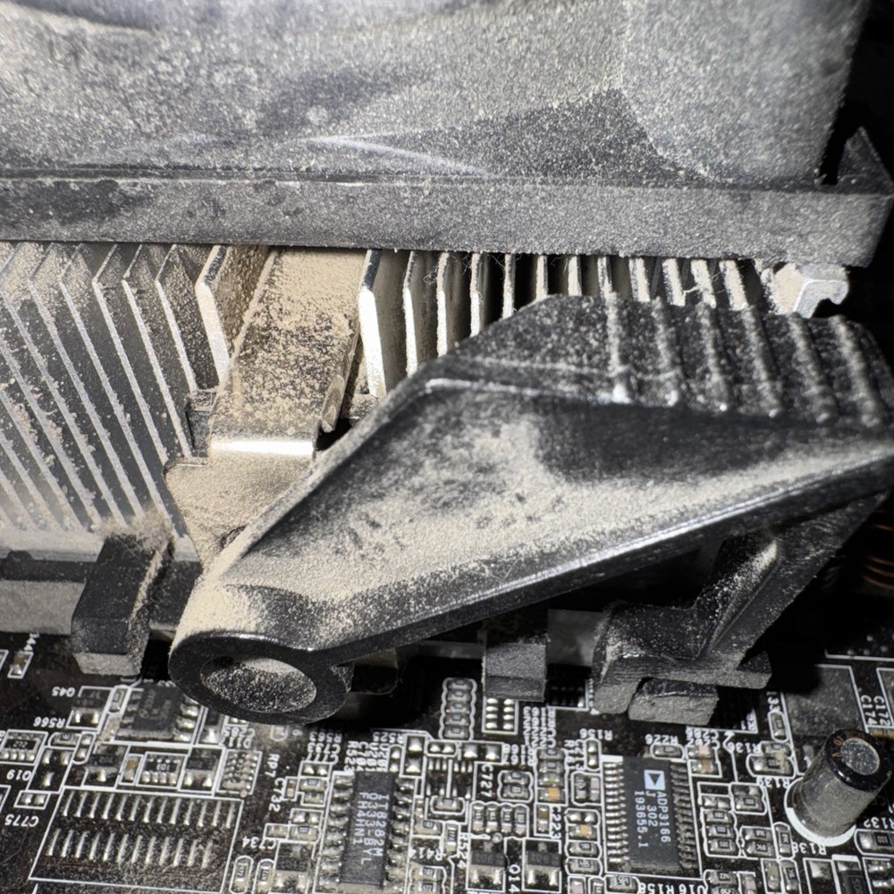 Asus K8V Deluxe socket As Pictured